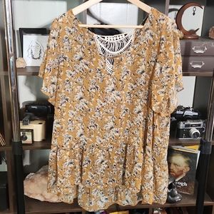 Torrid 2 Flowy Floral Blouse